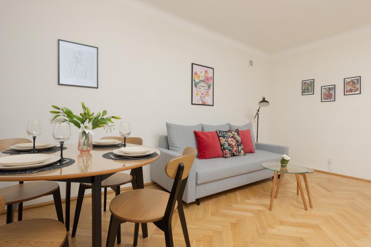 Apartament Biale Aleje Mokotow Metro By Renters Warszawa